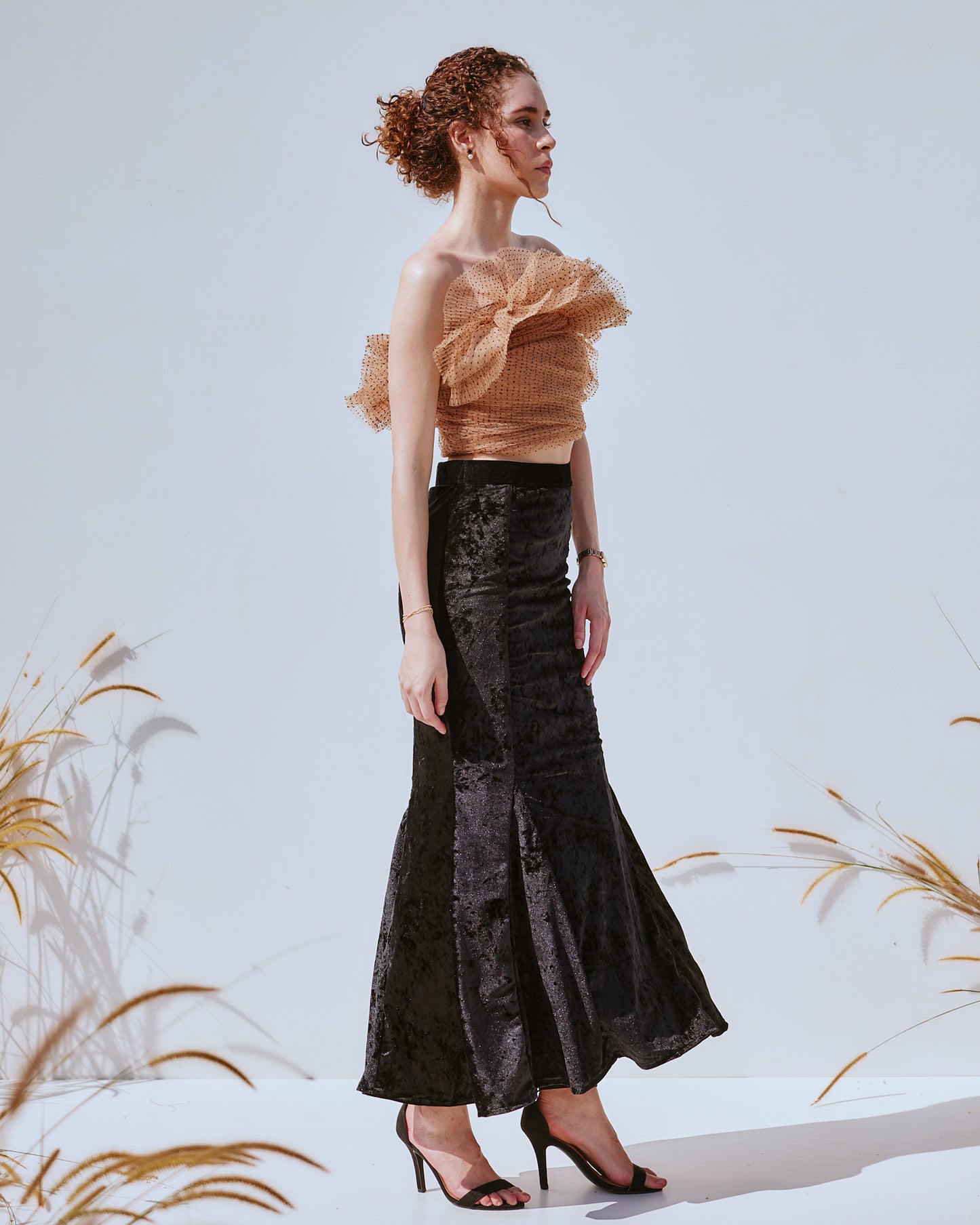 Indian women’s versatile skirt – easy to style with tops, kurtas, and bodysuits – VA RA